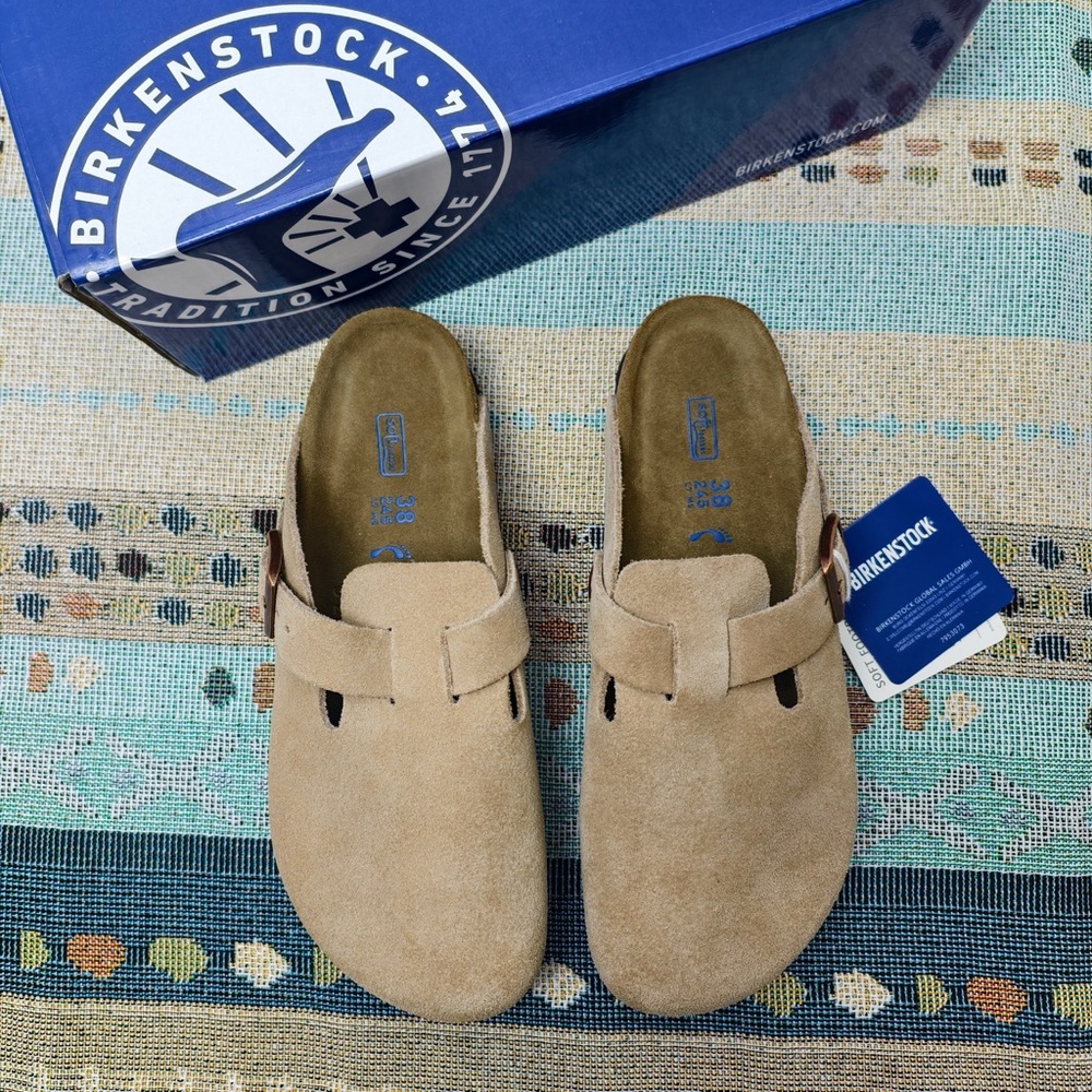 Birkenstock Latte Cream Boston Suede Shoes | Women's Narrow Fit